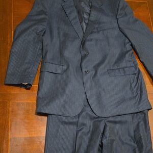 Jos. A. Bank Signature Gold Dark Navy Pinstripe Suit